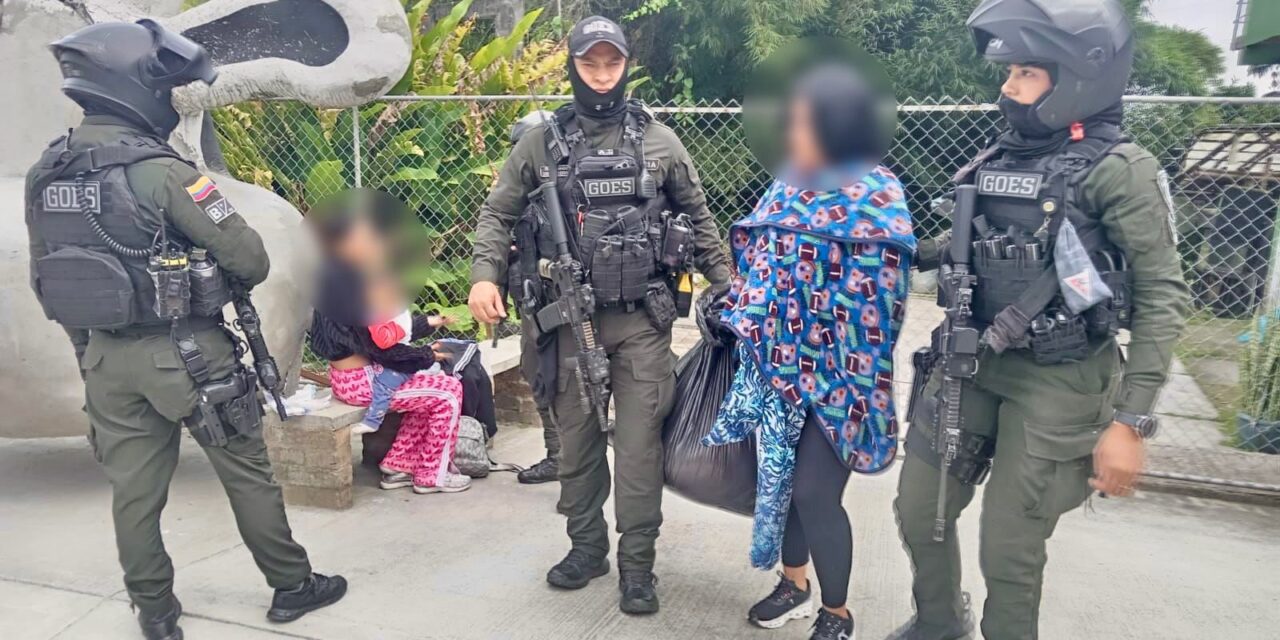 Mujeres capturadas con más de 10 kilos de base de coca
