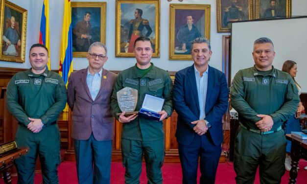 Alcaldía de Popayán rinde homenaje al Teniente Coronel Julián Castañeda