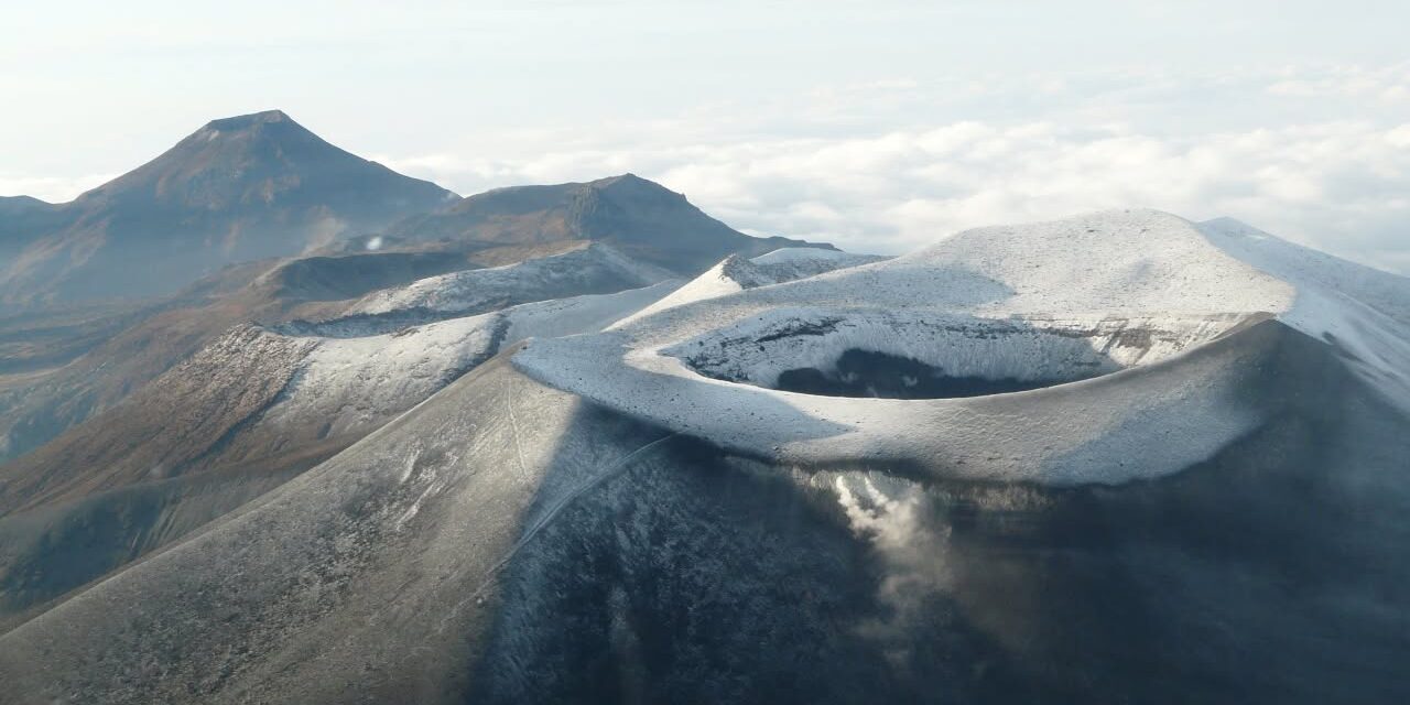 Volcán Puracé continúa en alerta amarilla: reportan emisiones de ceniza