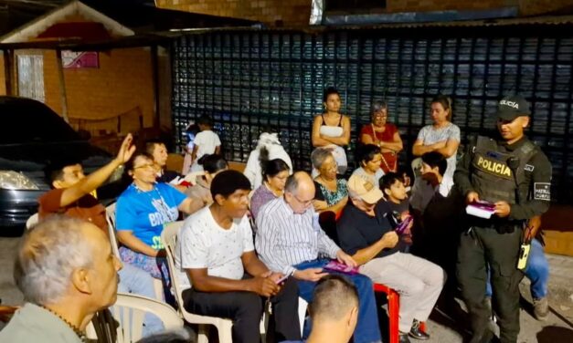 Líderes Comunitarios Reciben Capacitación para Prevenir Violencia Intrafamiliar
