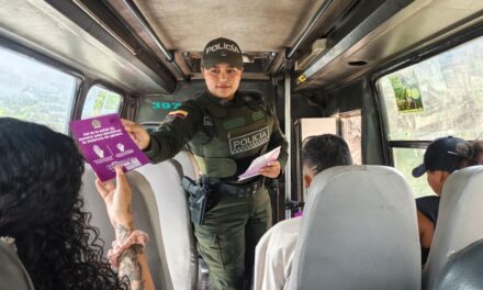 Patrulla Púrpura fortalece prevención de violencia en zonas rurales de Popayán