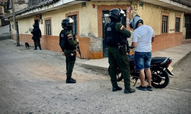 Presencia operativa de la Policía Nacional en Popayán para prevenir delitos