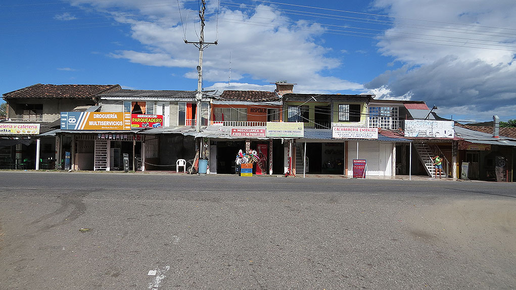 Ataque en El Estrecho, Patía: un soldado y tres civiles heridos