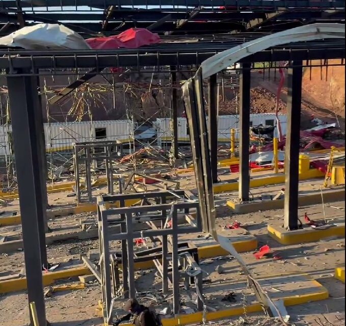 Explosión vía Panamericana en peaje de Mondomo