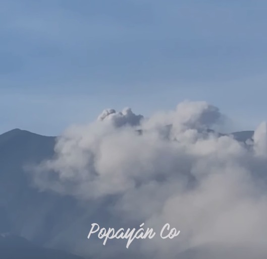 Volcán Puracé: seis emisiones de ceniza en 24 horas y se mantiene alerta naranja