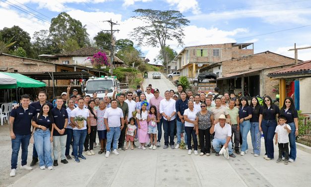 Nueva placa huella en Timbío potencia la movilidad rural en el Cauca