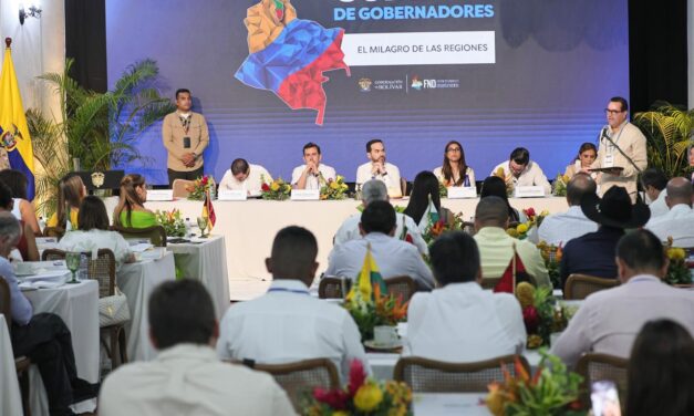 Cumbre “El milagro de las regiones”: De la Espriella anuncia antiterrorismo