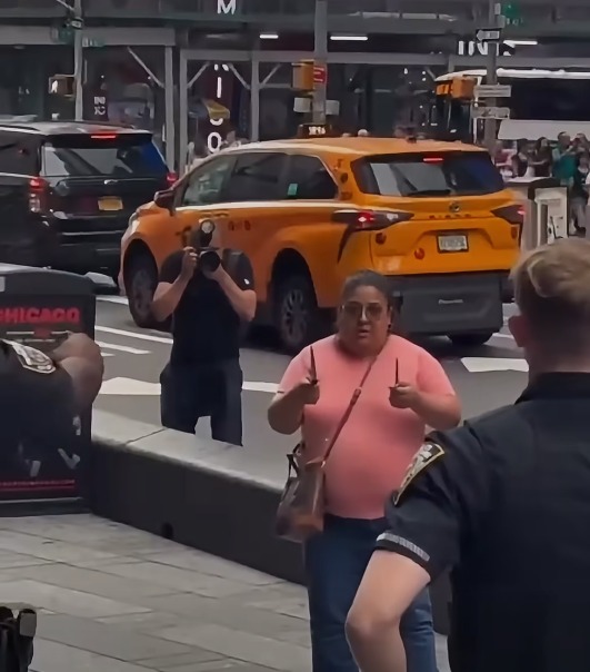 Ataque en Times Square: muere ejecutiva de Bank of America