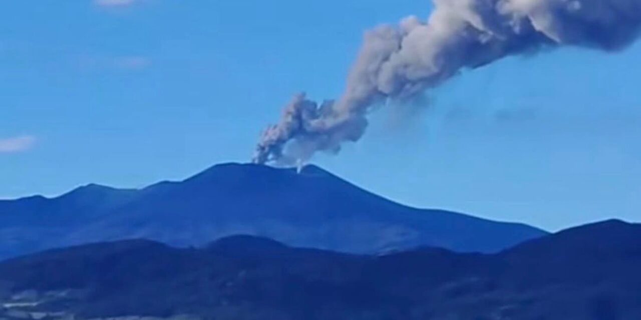 Volcán Puracé en alerta naranja: sismo sentido en Totoró y Puracé