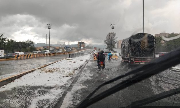 Tormenta de granizo en Bogotá frenó los vuelos en El Dorado