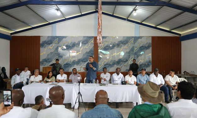 Gobernador Octavio Guzmán reaviva la pavimentación en La Palomera